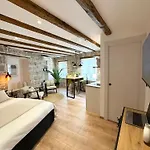 Dani Apartment- Heart Of